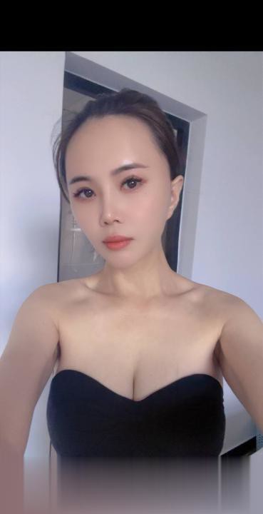 汉阳气质巨乳少妇