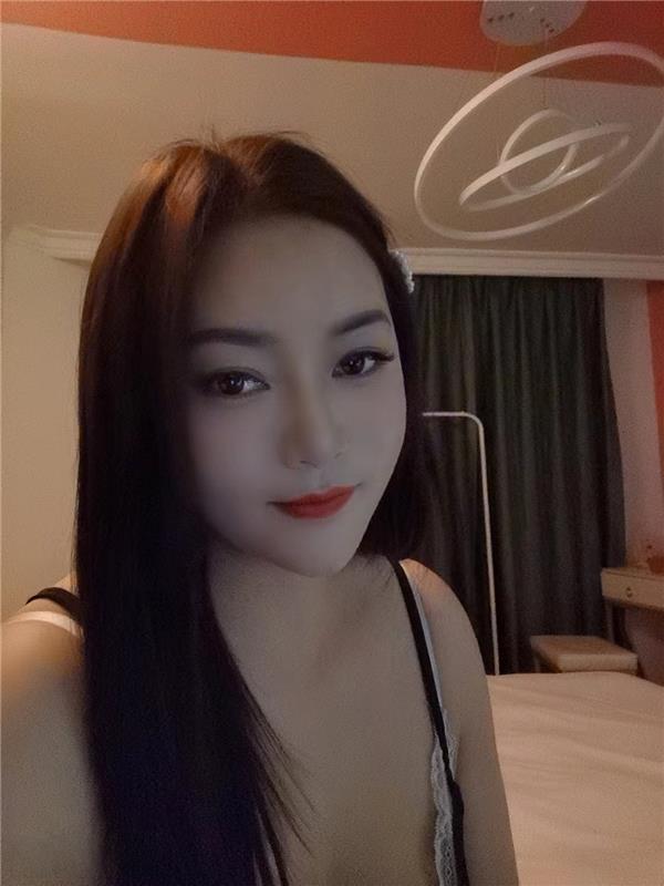 丰乳肥臀气质御姐