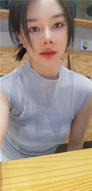 金水区风骚妩媚的小姐姐