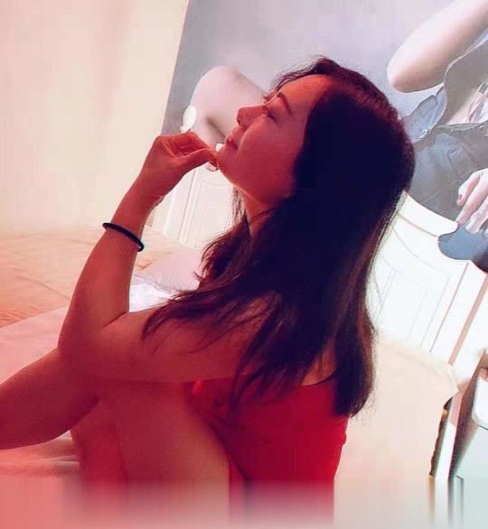热情似火的少妇
