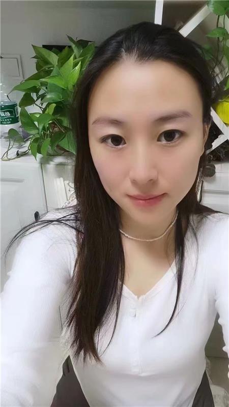 肤白貌美少妇